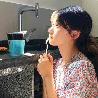 荒年锦鲤命，多子多福遇美